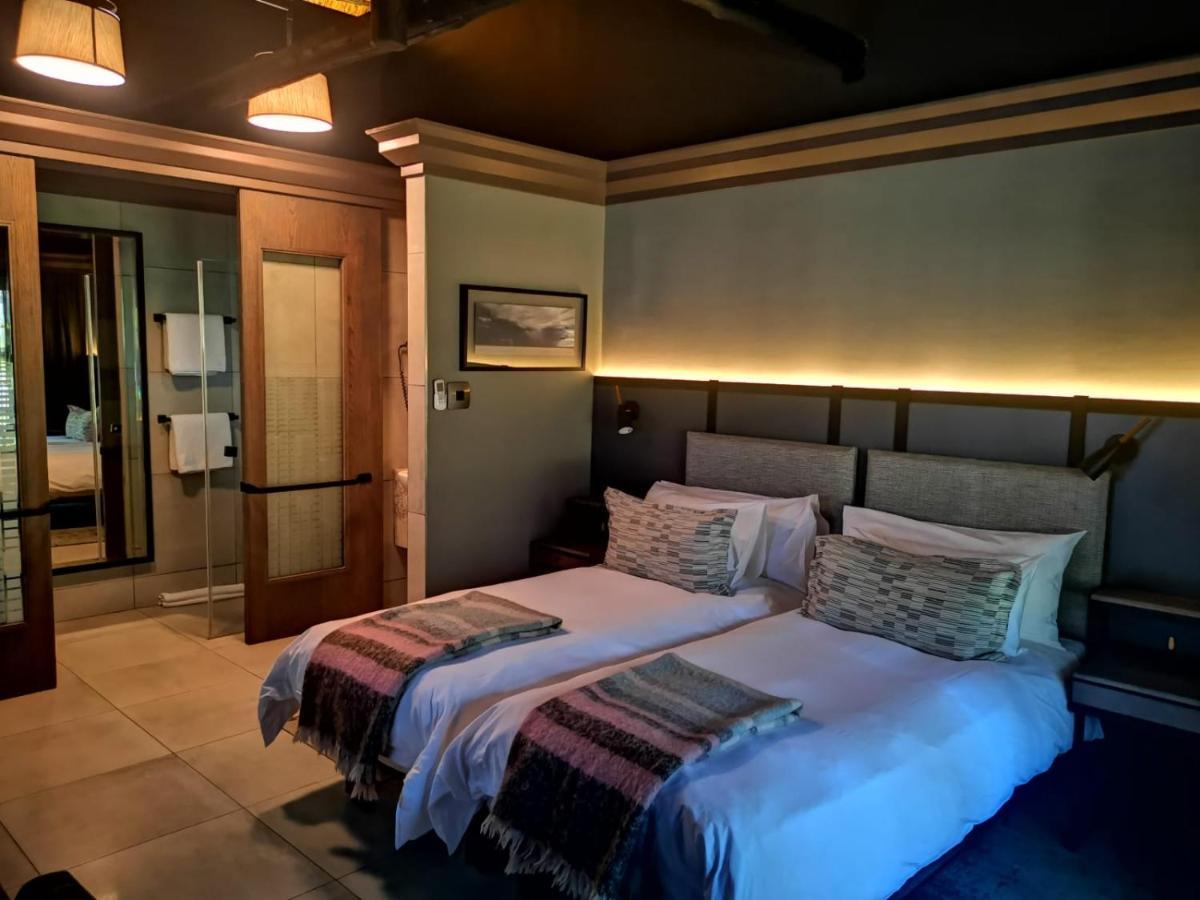Mokuti Etosha Villa Namutoni Exterior photo